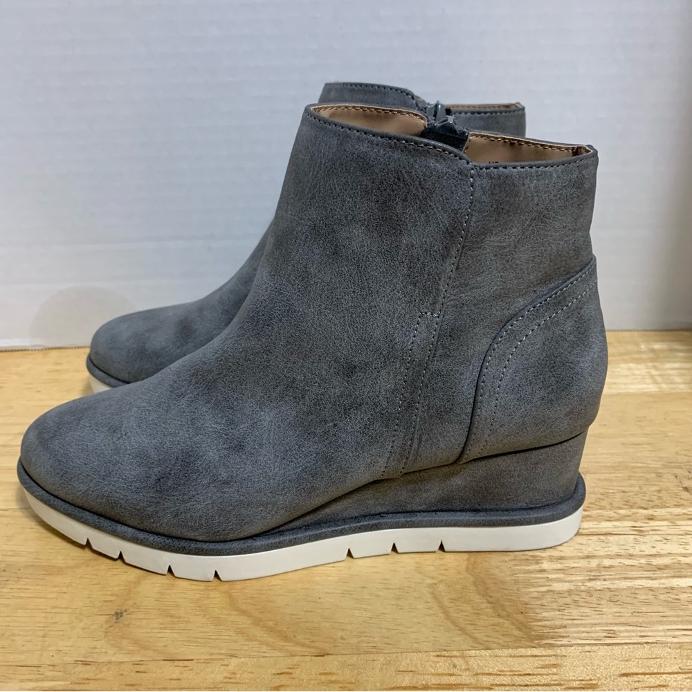 Life Stride Lifestride‎ Swift wedge booties Sz 6W